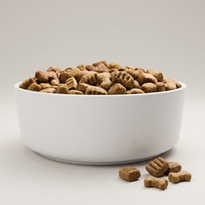Friskies Balance cu Pui și Legume – Hrană Uscată Câini Adulți, 15 kg